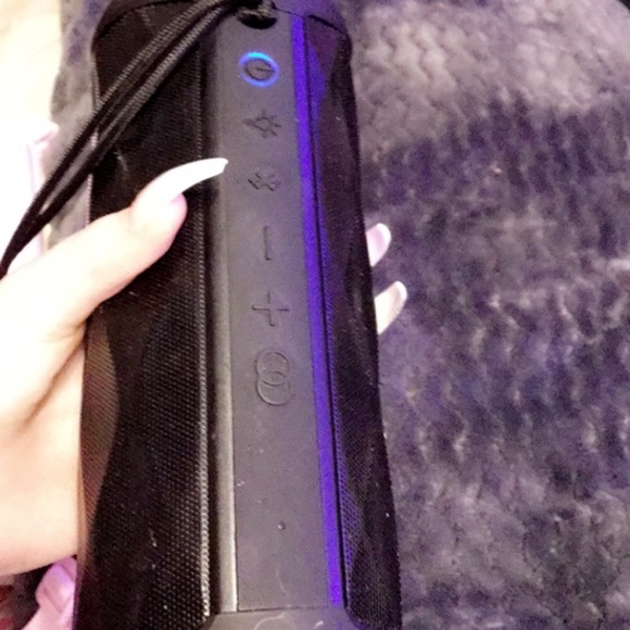 monster rove bluetooth speaker